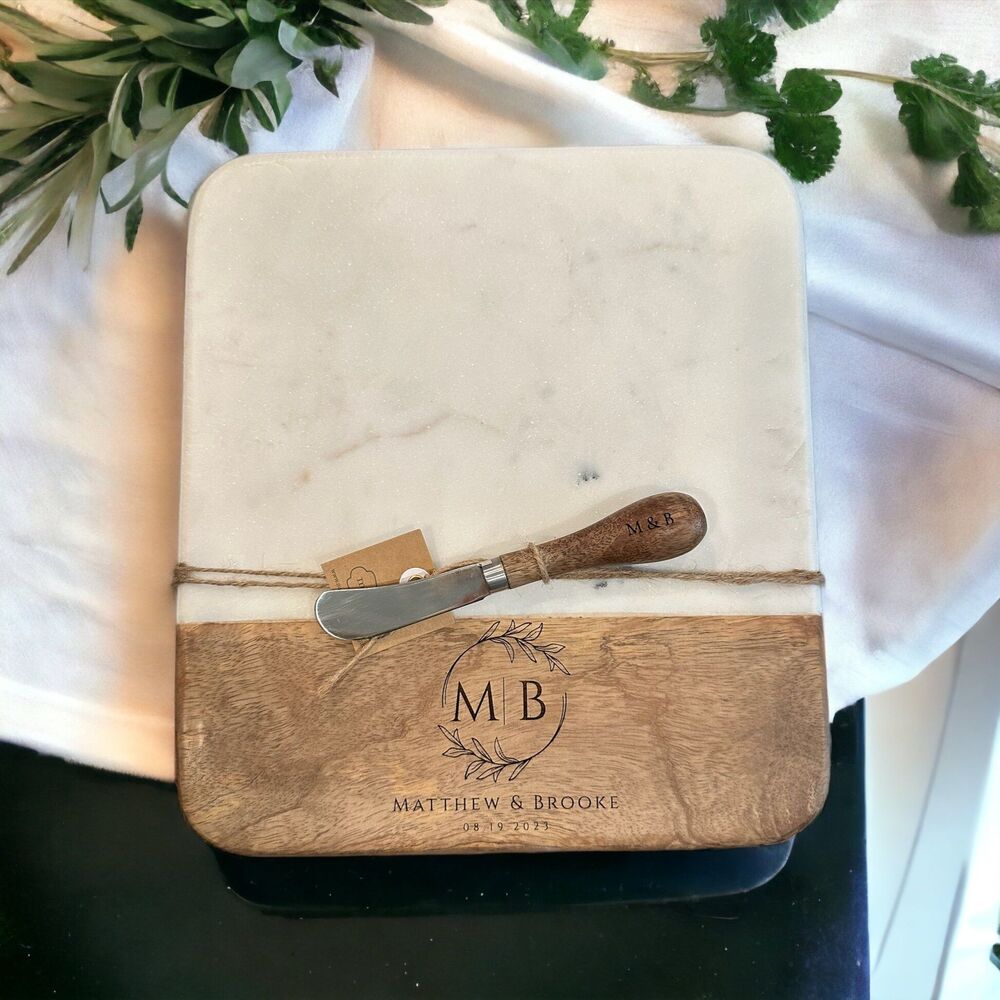 Custom Wedding Gift, Cheeseboard with knife, Wedding Monogram, Bridal Shower Gif